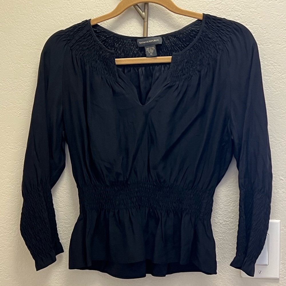 Banana Republic extra small, black silk, bohemian blouse